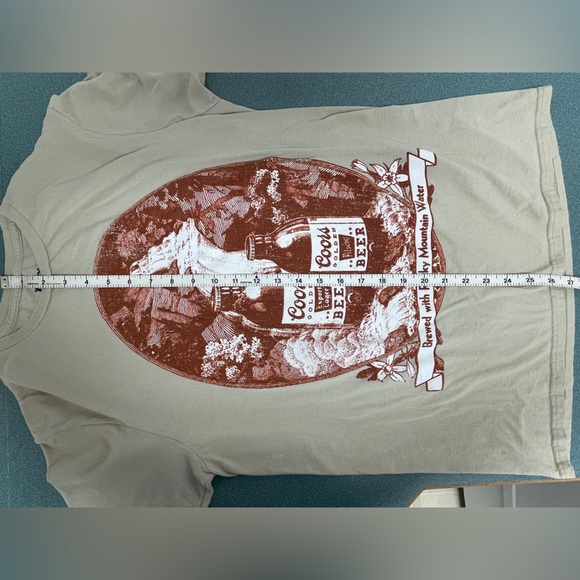 Coors Banquet Beer T-Shirt Women’s Med Tan - Picture 6 of 7